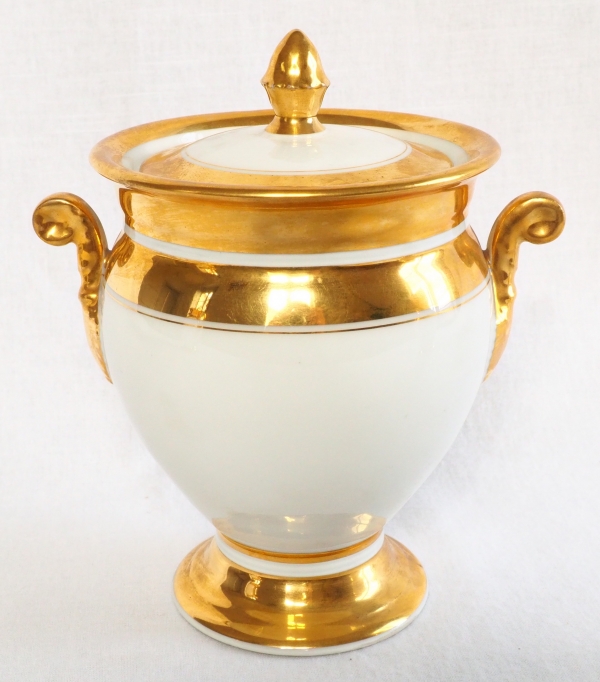 Paris porcelain coffee set enhanced with fine gold : coffee pot, sugar pot, milk jug