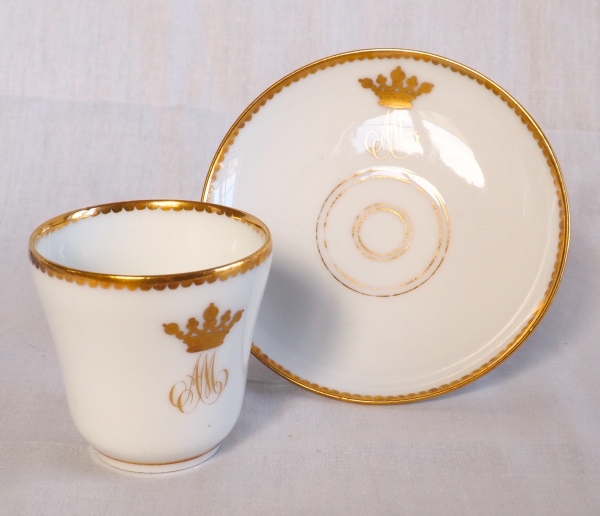 Porcelain two-person tea set, fine gold gilt, Viscount crown, late 19th century