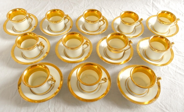 Paris porcelain coffee set for 12, early 19th century - 15 pieces