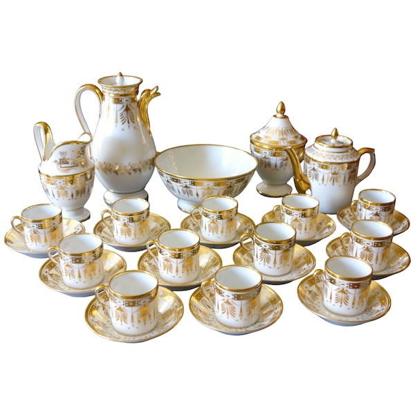 Service à café complet pour 12 en porcelaine de Paris dorée or fin - époque Empire - 17 pièces