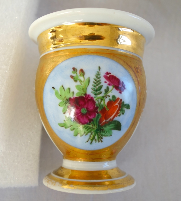 Service à café complet pour 8, porcelaine dorée florale, époque Empire Restauration - 12 pièces