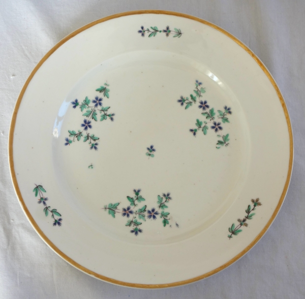 Service de table en porcelaine de Paris XVIIIe aux Barbeaux - 58 pièces - marque de château