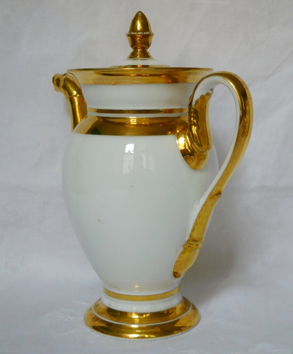 Empire Paris porcelain coffee set enhanced with fine gold, early 19th century, 17 pieces