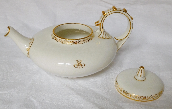 Sevres porcelain : complete tea set for 12 guests, Peyre pattern, 1888