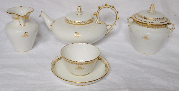 Sevres porcelain : complete tea set for 12 guests, Peyre pattern, 1888