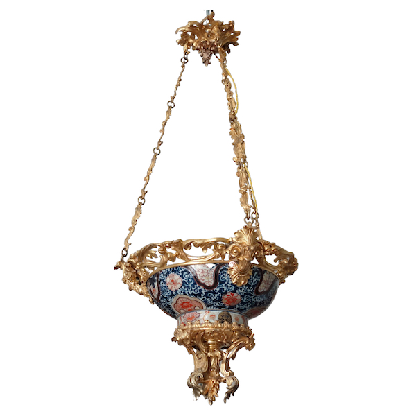 Imari porcelain and ormolu chandelier - Chateau de Verteuil / de La Rochefoucauld - 19th century