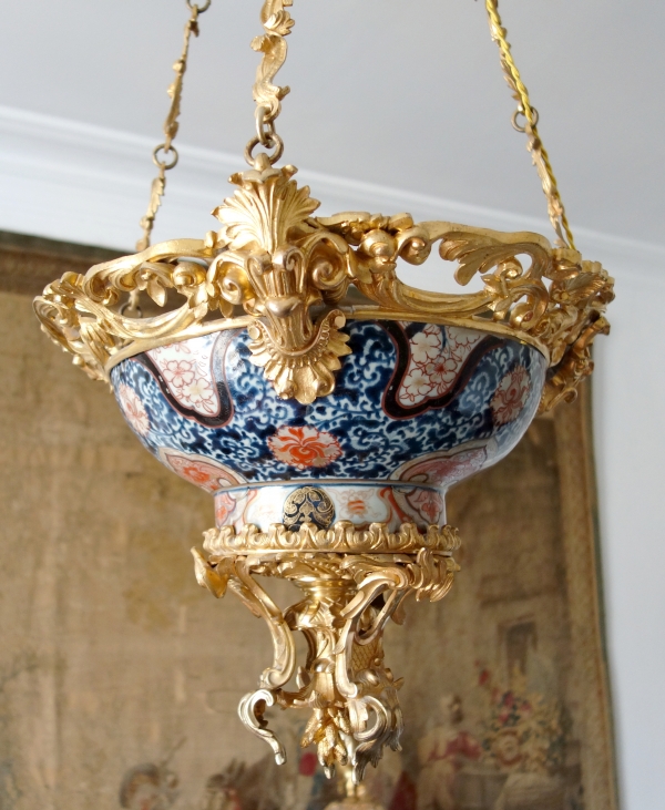 Imari porcelain and ormolu chandelier - Chateau de Verteuil / de La Rochefoucauld - 19th century