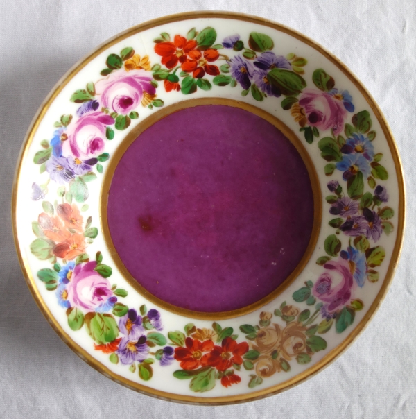 Tasse à café litron en porcelaine polychrome et dorée, porcelaine de Paris vers 1820