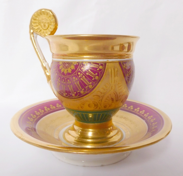 Empire Paris porcelain coffee cup enhanced with fine gold - early 19th century