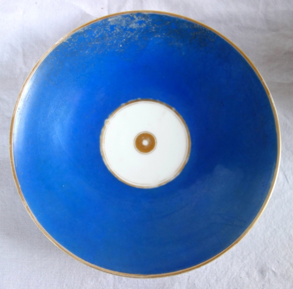 Large Paris porcelain coffee cup or chocolate cup, 19th century circa 1850