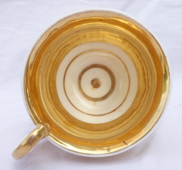 Grande tasse à petit déjeuner en porcelaine de Paris dorée, époque Restauration XIXe siècle