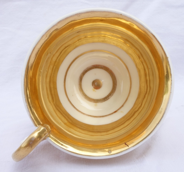 Large Paris porcelain breakfast cup gilt with fine gold, early 19th century circa 1830