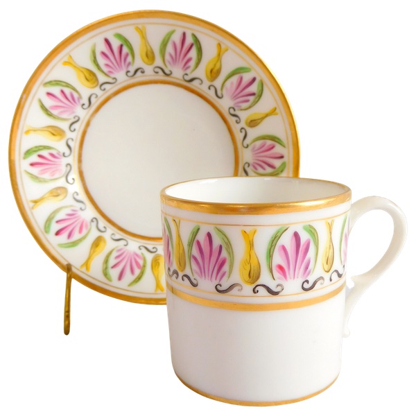 Tasse litron d'époque Empire - décor polychrome de palmettes et filets dorés à l'or