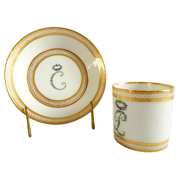 Manufacture du Duc d'Angoulême : tasse litron en porcelaine d'époque Louis XVI - signée