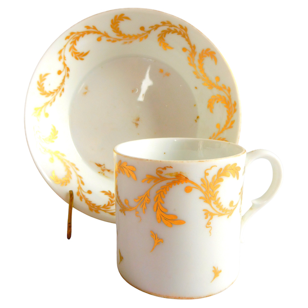 Niderviller : tasse litron en porcelaine à décor doré à l'or - époque Empire