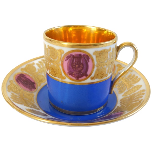 Feuillet Manufacture - early 19th century litron shaped cup
