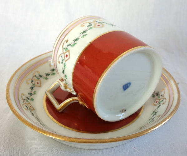 Manufacture Impériale de Vienne : tasse litron en porcelaine, XIXe siècle vers 1820 - signée