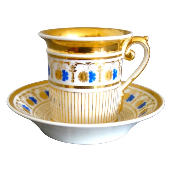 Empire Paris porcelain litron-shaped coffee cup, 19th century circa 1820 - 1830
