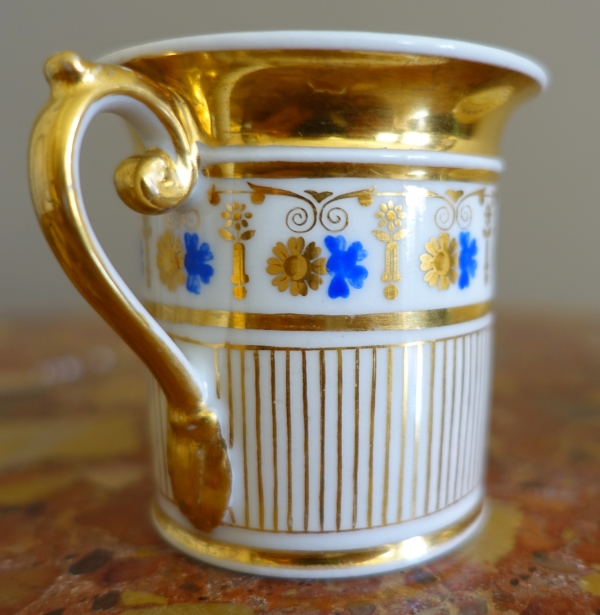 Empire Paris porcelain litron-shaped coffee cup, 19th century circa 1820 - 1830