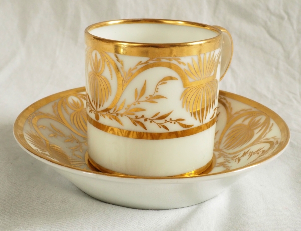 Empire porcelain litron-shaped coffee cup attributed to Darte