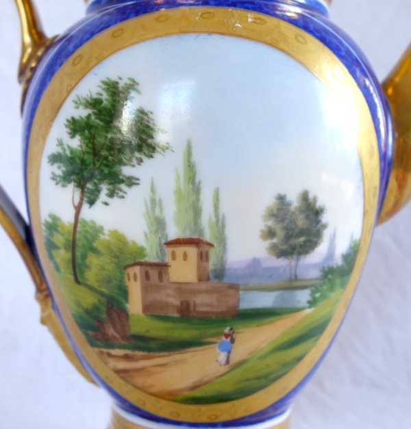 Verseuse / théière Empire à décor bleu et or en porcelaine de Paris, époque Restauration
