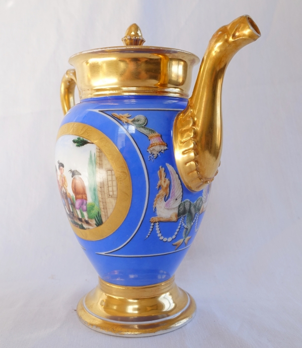 Paris Porcelain teapot, Empire Restoration period - attributed to Lebon-halley Manufacture