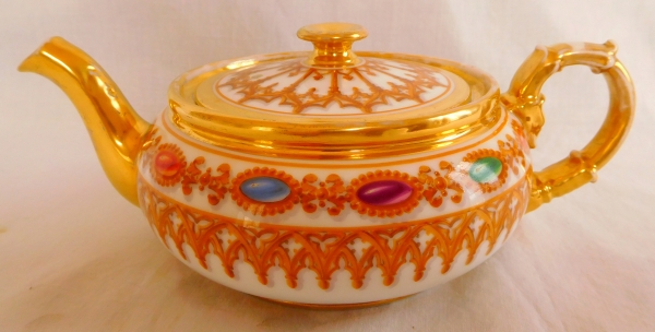 Schoelcher Manufacture : Empire Paris porcelain teapot, early 19th century