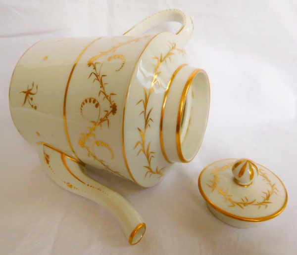 Paris porcelain teapot, Empire production - early 19th century