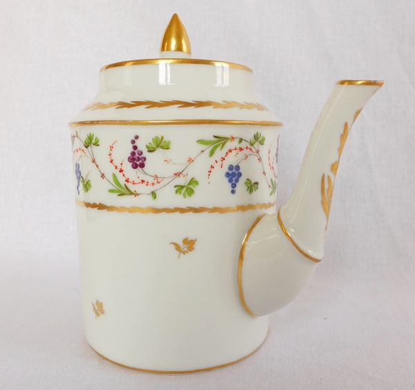 Empire polychromatic and gilt Paris porcelain teapot, late 18th century / early 19th century