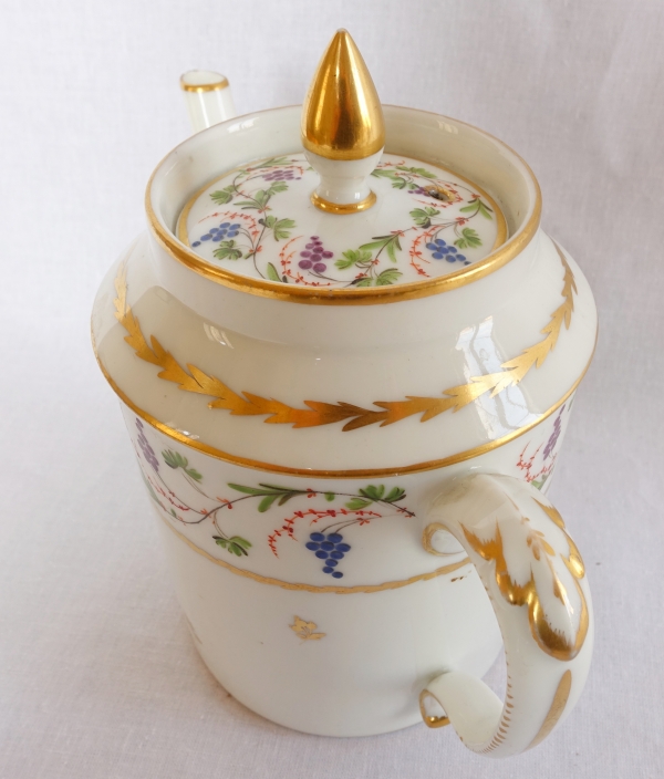 Empire polychromatic and gilt Paris porcelain teapot, late 18th century / early 19th century