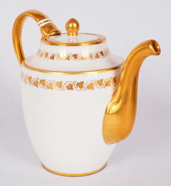 Sevres manufacture : porcelain teapot from Louis Philippe royal residence Chateau de Bizy