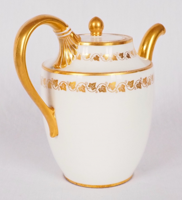 Sevres manufacture : porcelain teapot from Louis Philippe royal residence Chateau de Bizy