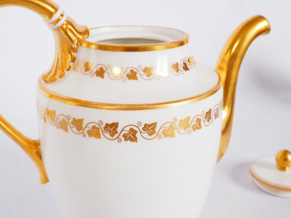 Sevres manufacture : porcelain teapot from Louis Philippe royal residence Chateau de Bizy