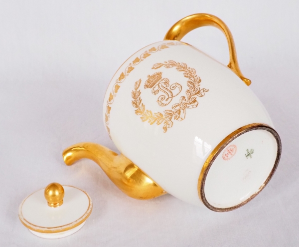 Sevres manufacture : porcelain teapot from Louis Philippe royal residence Chateau de Bizy