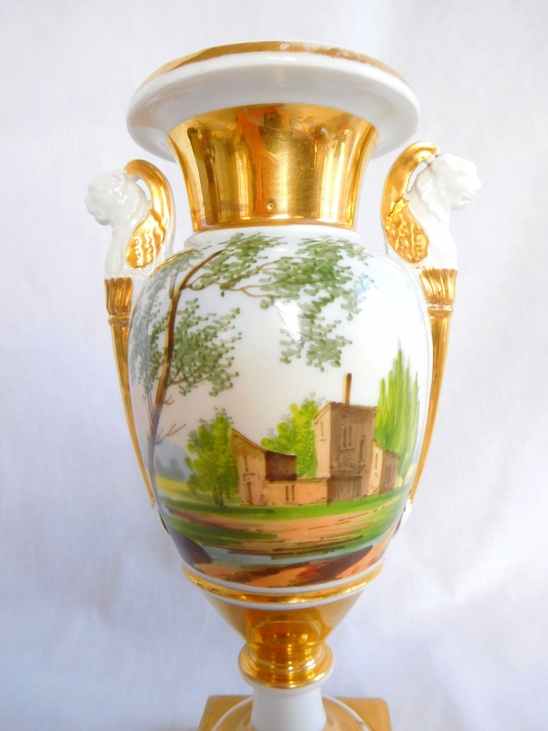 Empire Paris porcelain vase, Italian landscapes, lion-shaped handles, early 19th century