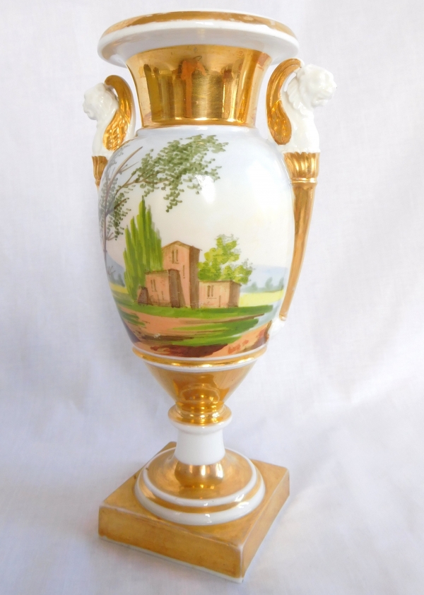 Empire Paris porcelain vase, Italian landscapes, lion-shaped handles, early 19th century