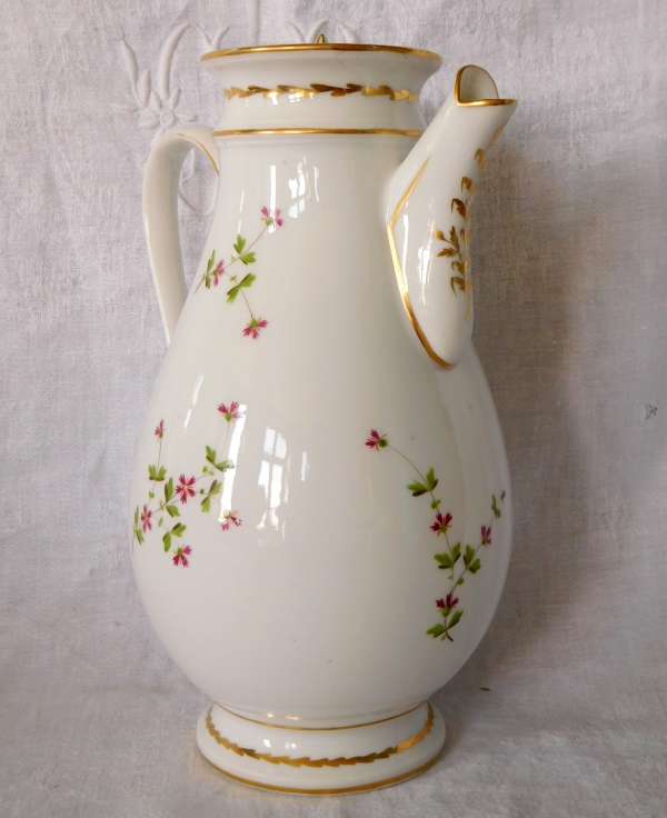 Late 18th century / early 19th century porcelain coffee pot aux Barbeaux