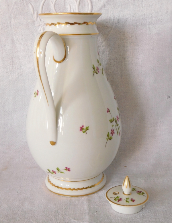 Late 18th century / early 19th century porcelain coffee pot aux Barbeaux