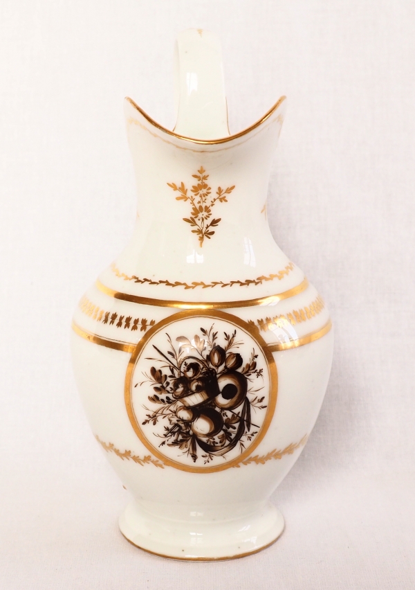 Verseuse / pot à lait en porcelaine de Paris, époque Directoire fin XVIIIe siècle - attribué à Locré