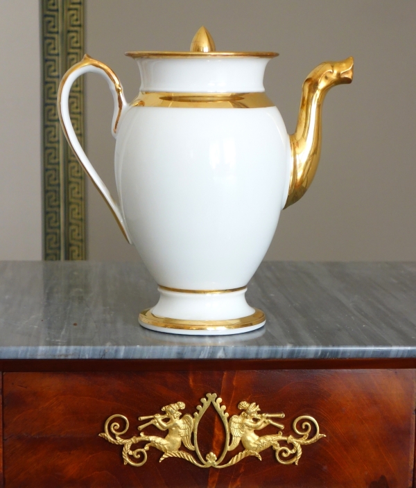 Manufacture Deroche à Paris : verseuse / théière Empire porcelaine de Paris - époque Restauration