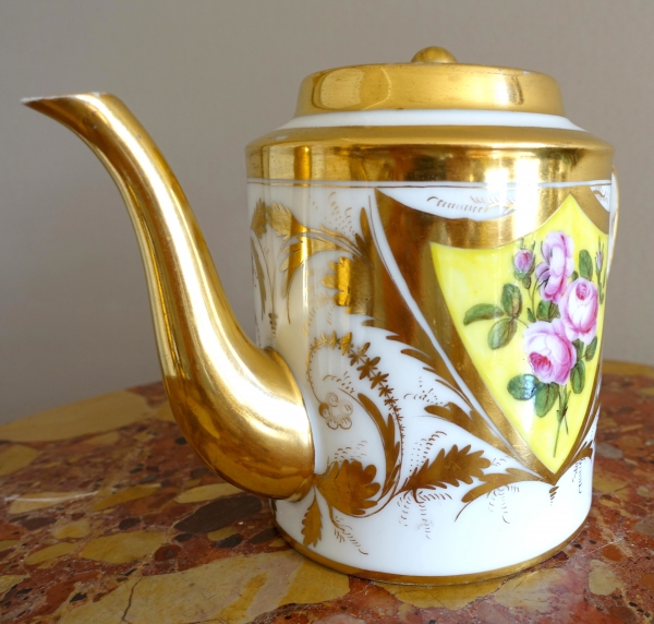 Empire Paris porcelain teapot, early 19th century circa 1820