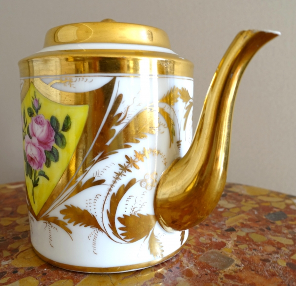 Empire Paris porcelain teapot, early 19th century circa 1820