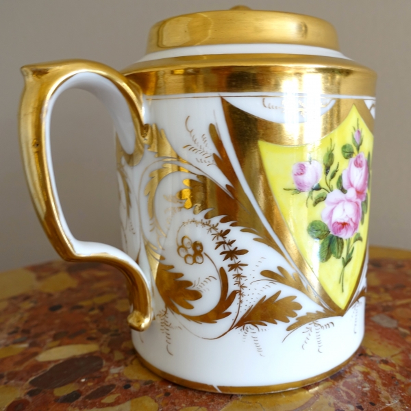 Empire Paris porcelain teapot, early 19th century circa 1820