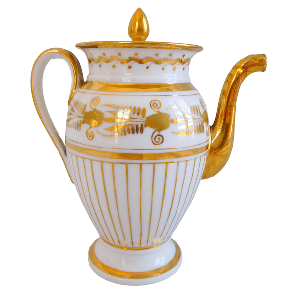 Empire Paris porcelain gilt teapot, early 19th century circa 1820