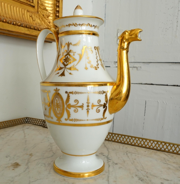 Halley Manufacture : tall Empire Paris porcelain teapot, early 19th century
