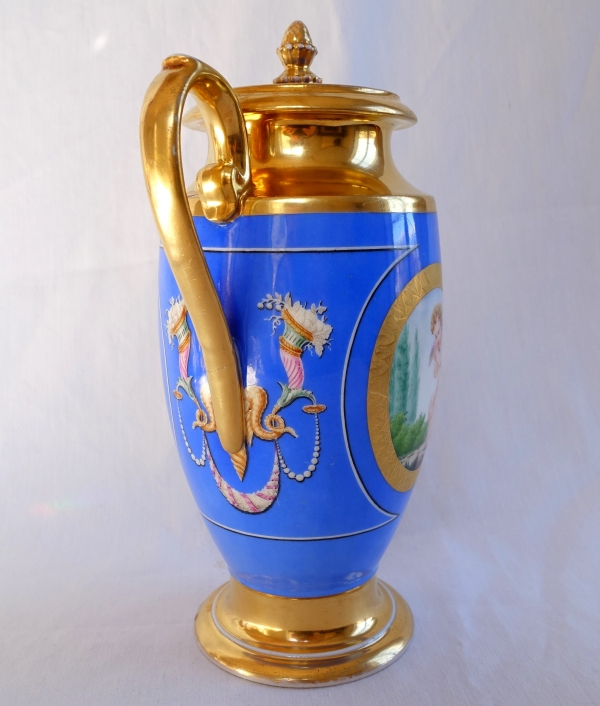 Paris Porcelain coffee pot, Empire Restoration period - attributed to Lebon-halley Manufacture