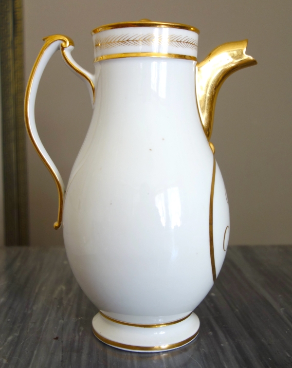 Darte - Verseuse en porcelaine d'époque Empire décor à l'or - signée