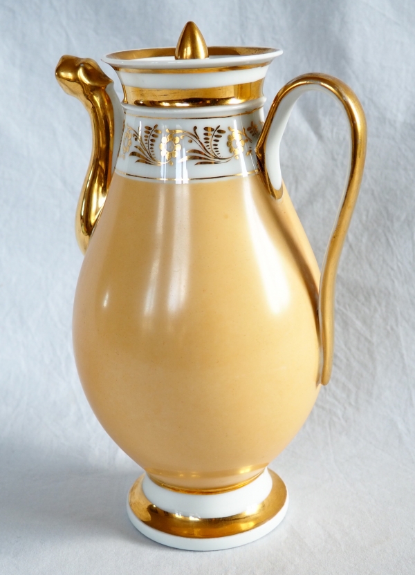 Tall Empire Paris porcelain coffee pot, early 19th century circa 1820