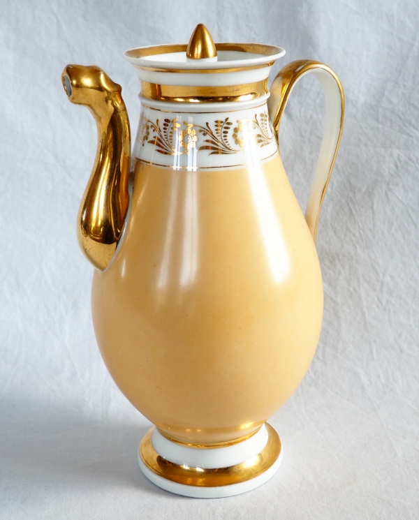 Tall Empire Paris porcelain coffee pot, early 19th century circa 1820