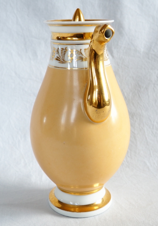 Tall Empire Paris porcelain coffee pot, early 19th century circa 1820